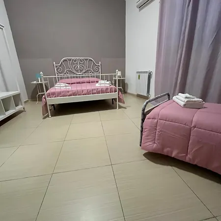 Persefone Luxury Bed and breakfast 4*